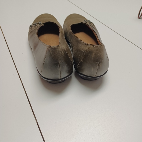 Leather Flats - Picture 5 of 5